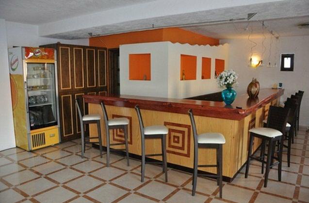 Ilidi Rock Apartments Tílos Restaurant bilde